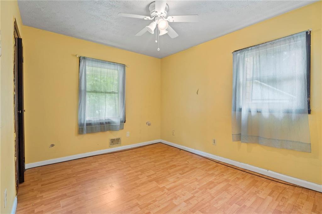 1140 Pineglen Drive Property Photo 18