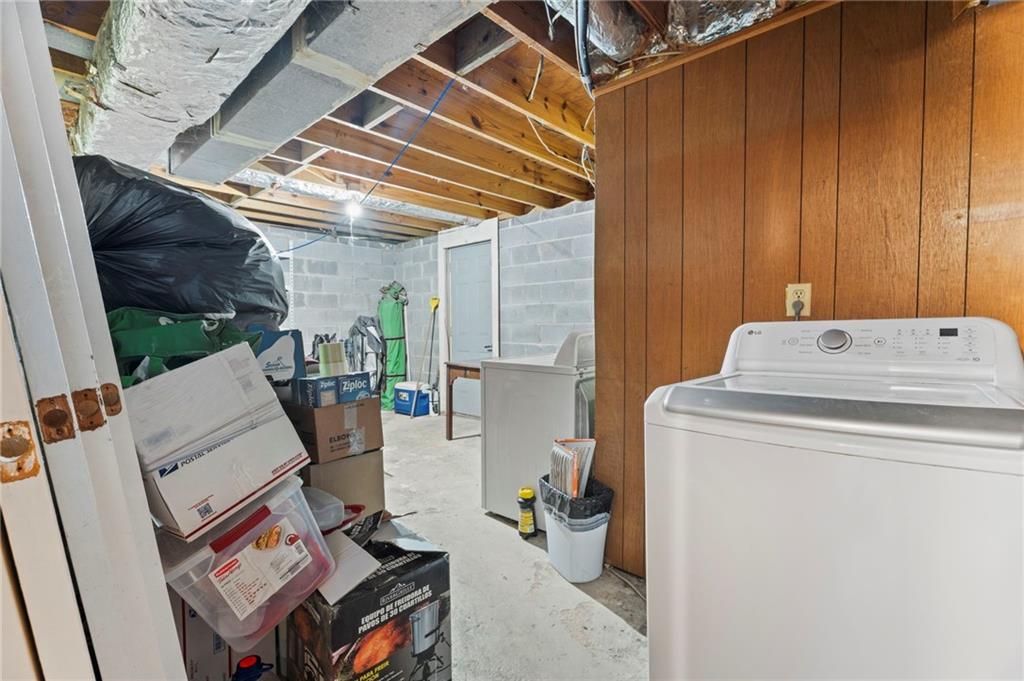 1140 Pineglen Drive Property Photo 29