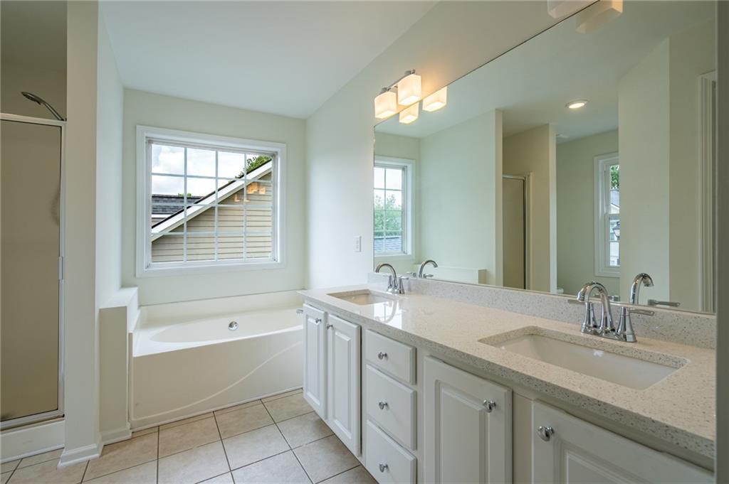 4606 Liberty Square Drive Property Photo 19