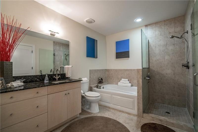 905 Juniper Street Ne Unit 401 Property Photo 18