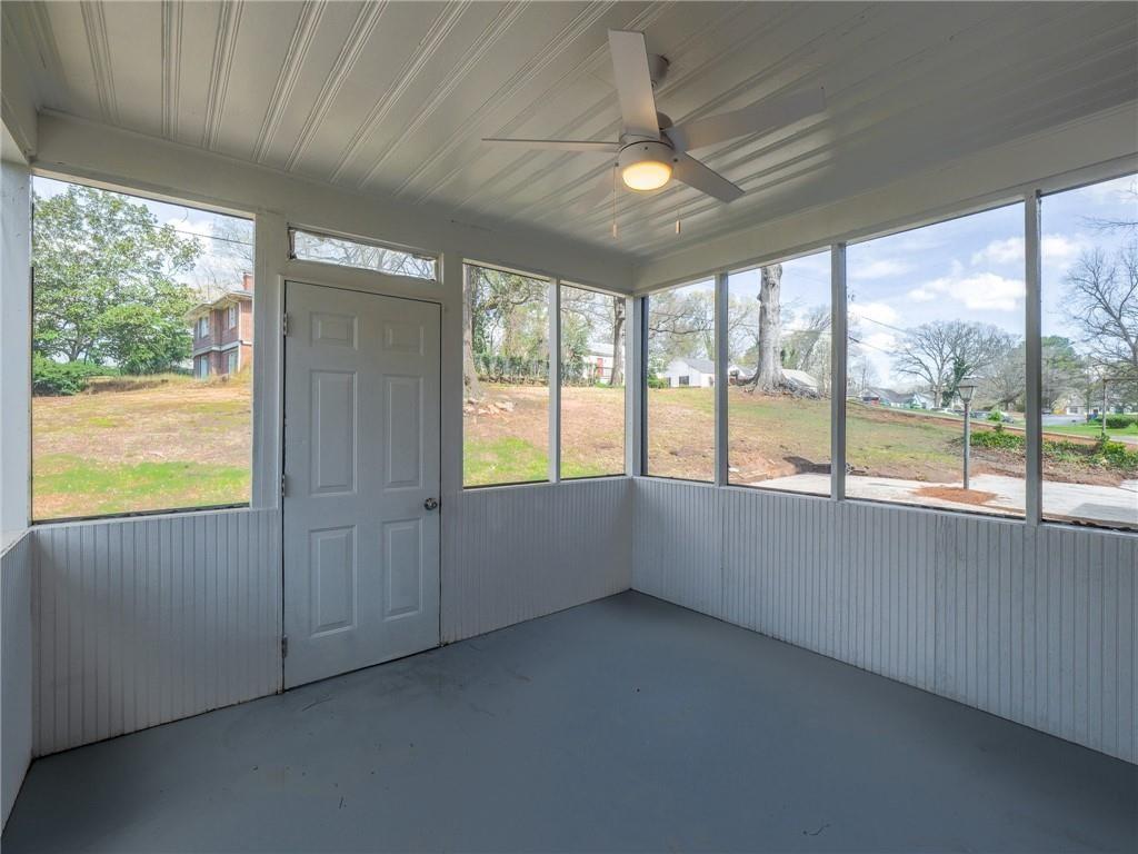 1652 Brewer Boulevard Sw Property Photo 9