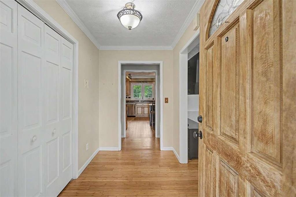 576 Cross Plains Road Property Photo 10