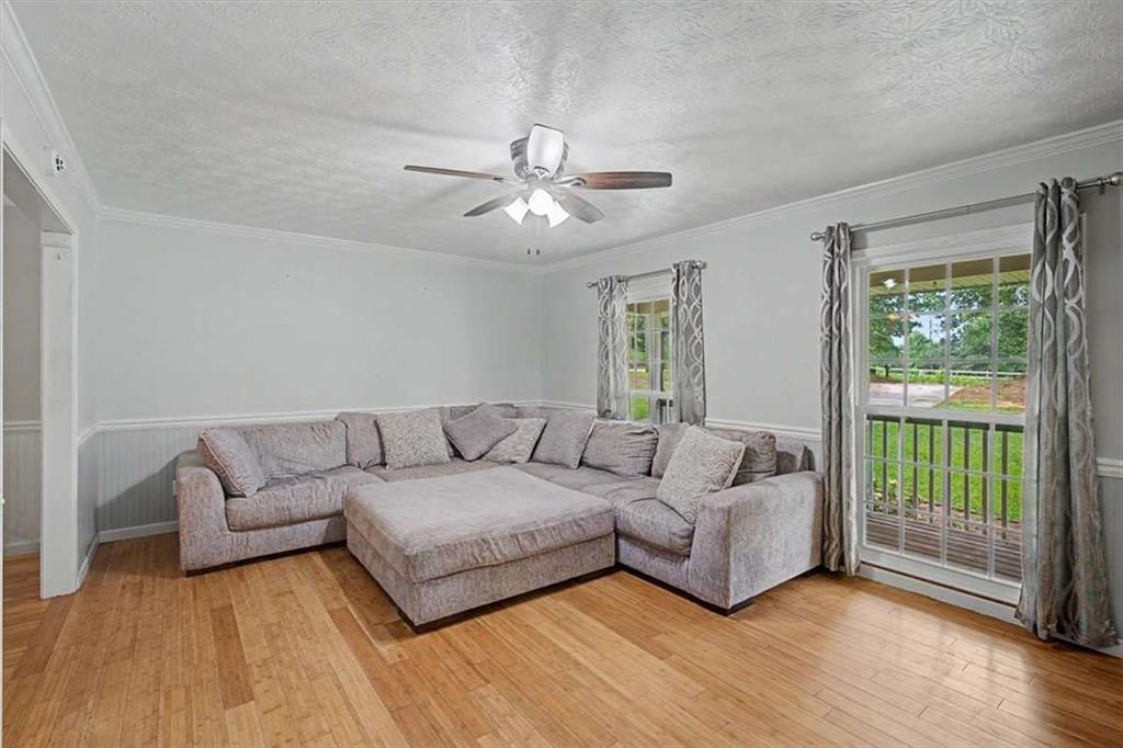 576 Cross Plains Road Property Photo 14