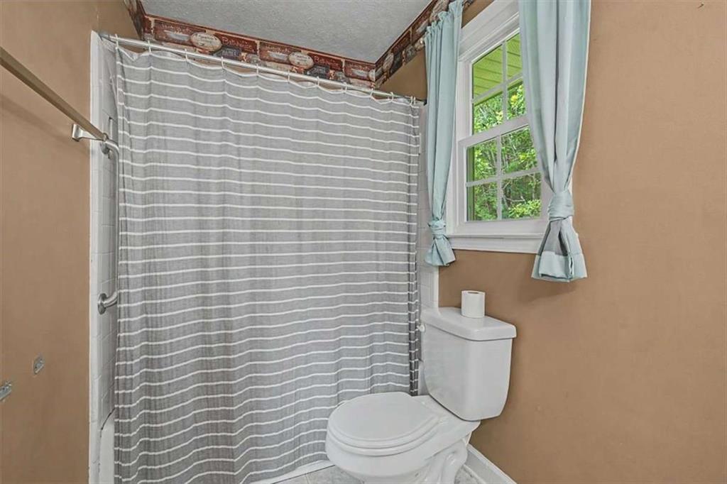 576 Cross Plains Road Property Photo 31