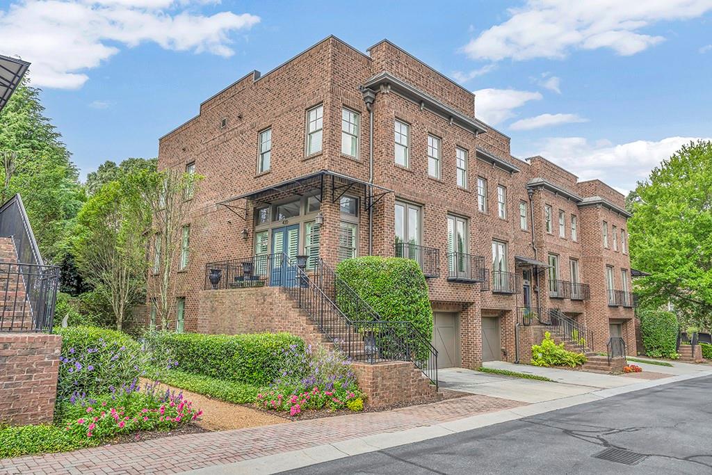 440 Canton Walk Property Photo 2