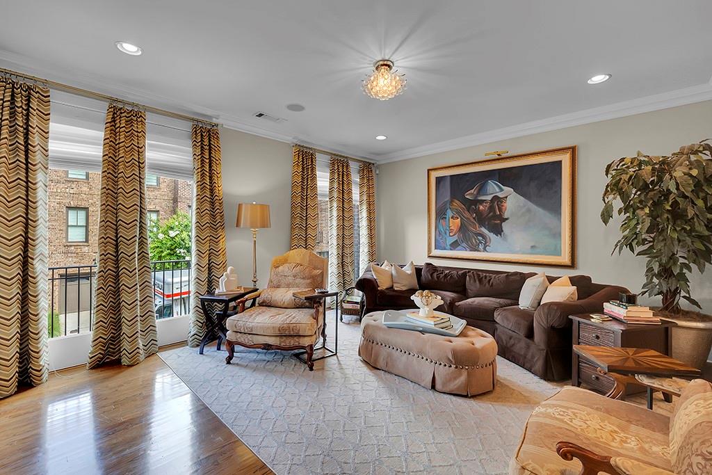 440 Canton Walk Property Photo 7