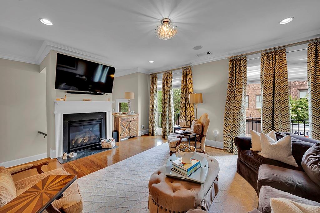 440 Canton Walk Property Photo 8