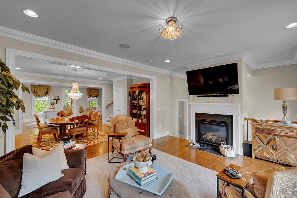 440 Canton Walk Property Photo 9