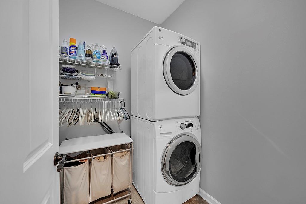 440 Canton Walk Property Photo 19
