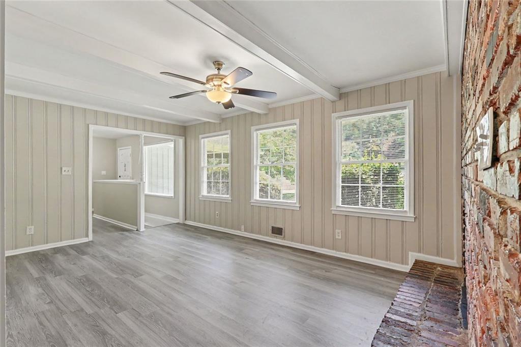 4295 Autumn Hill Drive Property Photo 3
