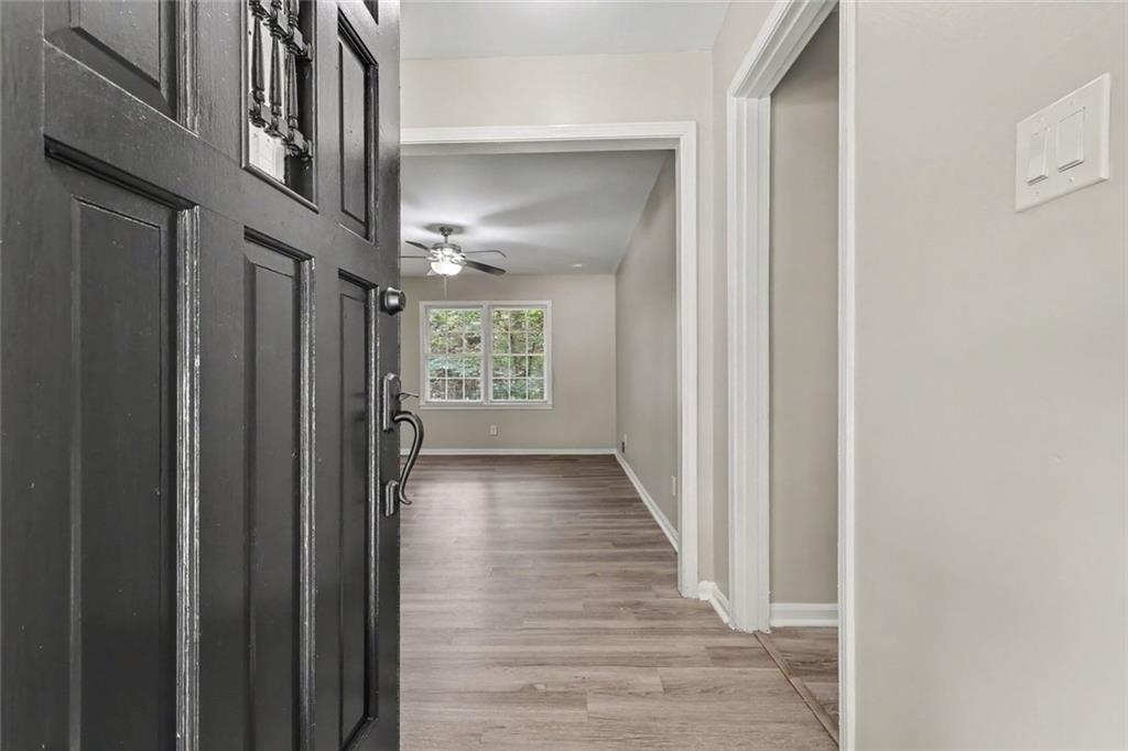 4295 Autumn Hill Drive Property Photo 4