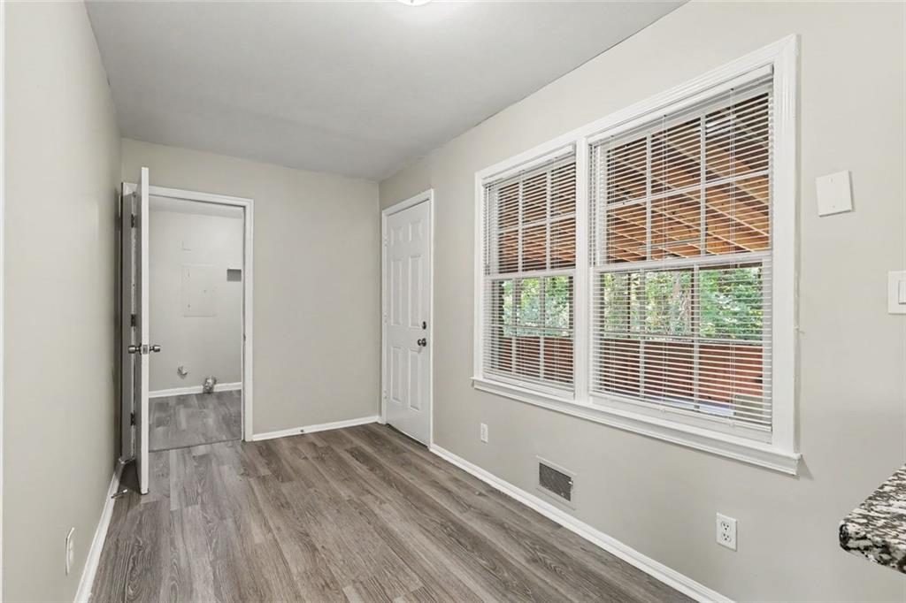 4295 Autumn Hill Drive Property Photo 11
