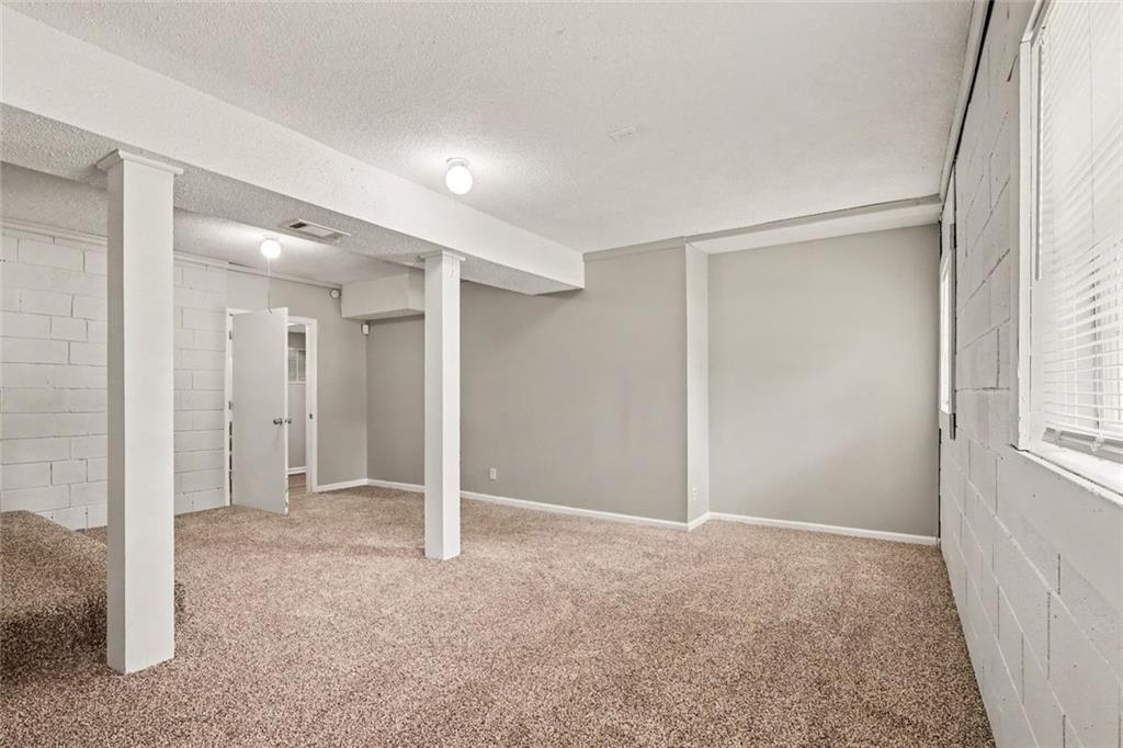4295 Autumn Hill Drive Property Photo 12