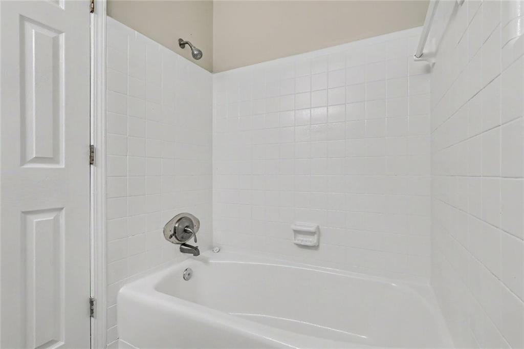 4295 Autumn Hill Drive Property Photo 20