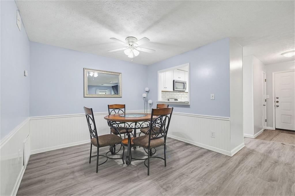 703 Woodcliff Drive Property Photo 6