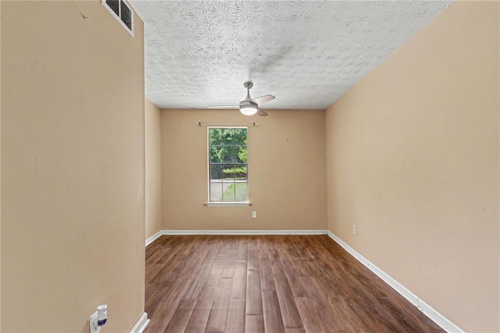 655 Harvard Drive Nw Property Photo 6