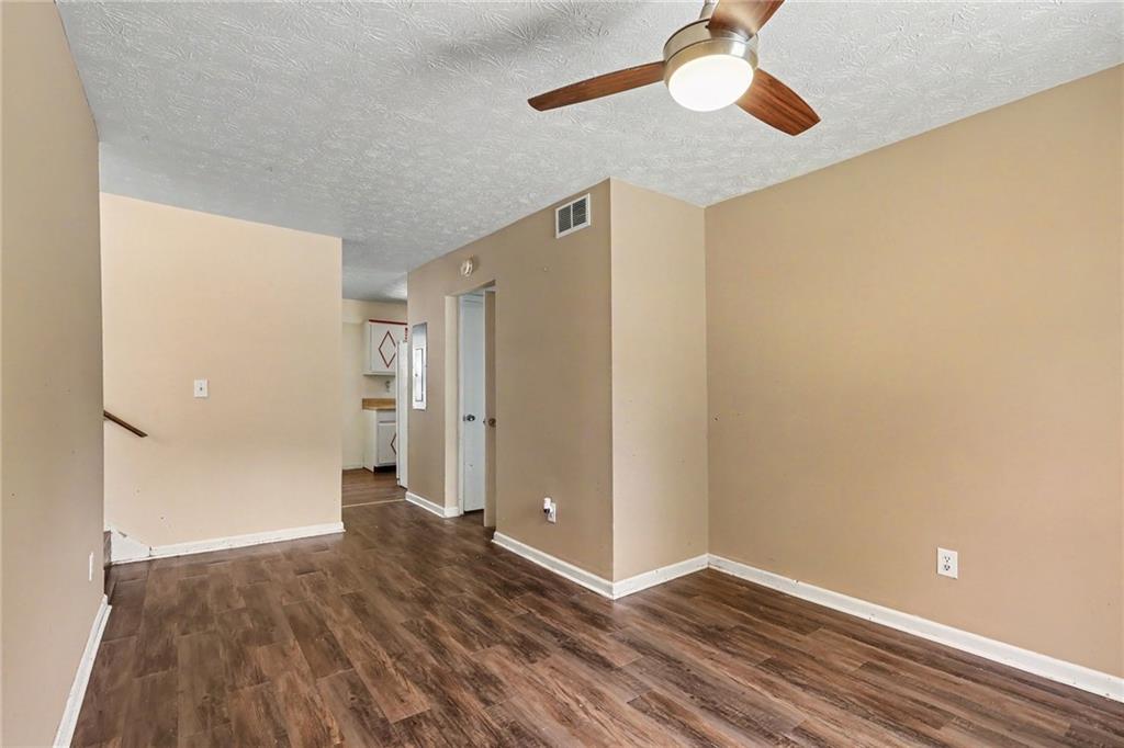 655 Harvard Drive Nw Property Photo 7