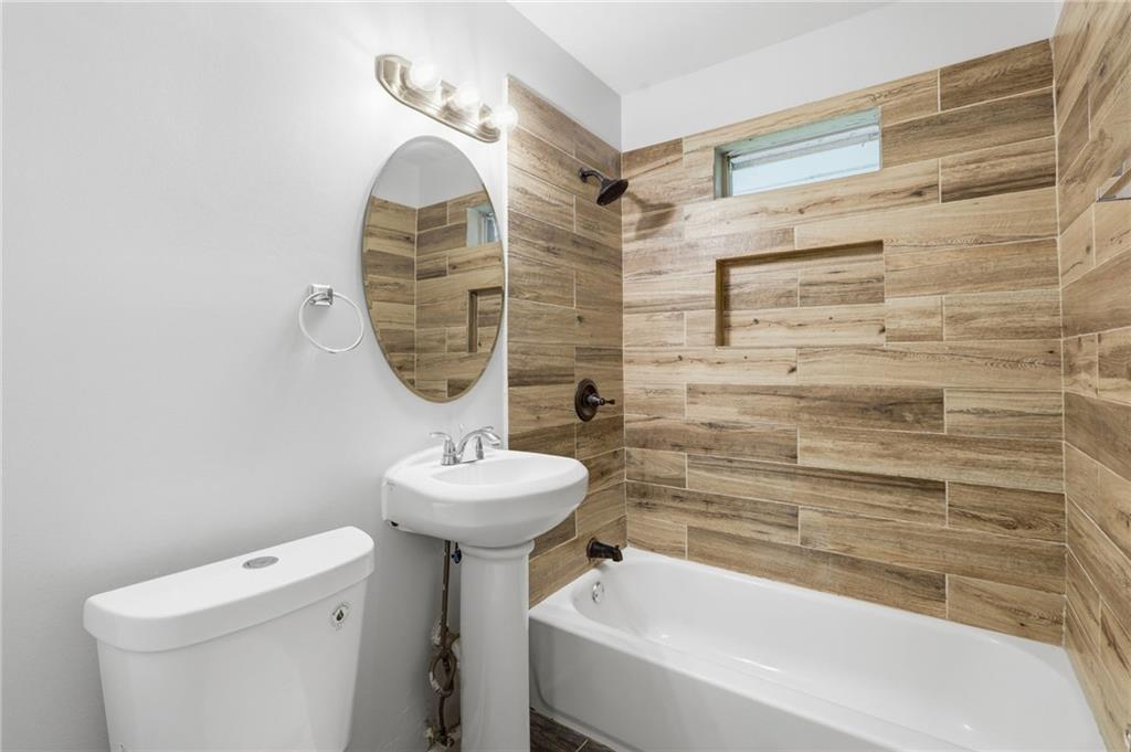 3200 Belfort Road Se Property Photo 29