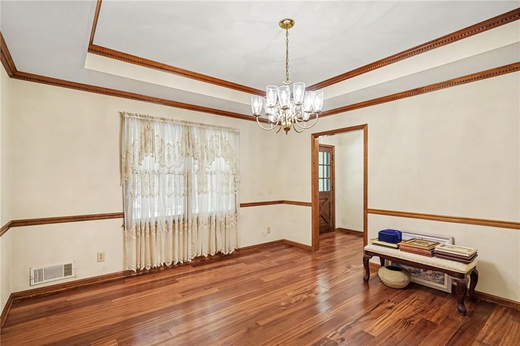 112 Singletree Property Photo 15