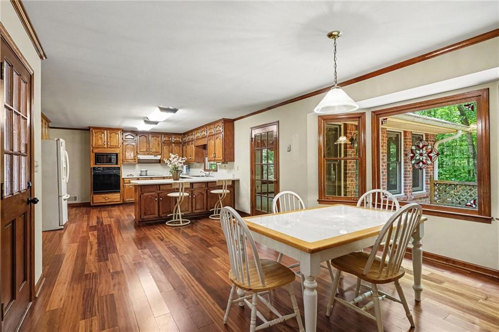 112 Singletree Property Photo 19