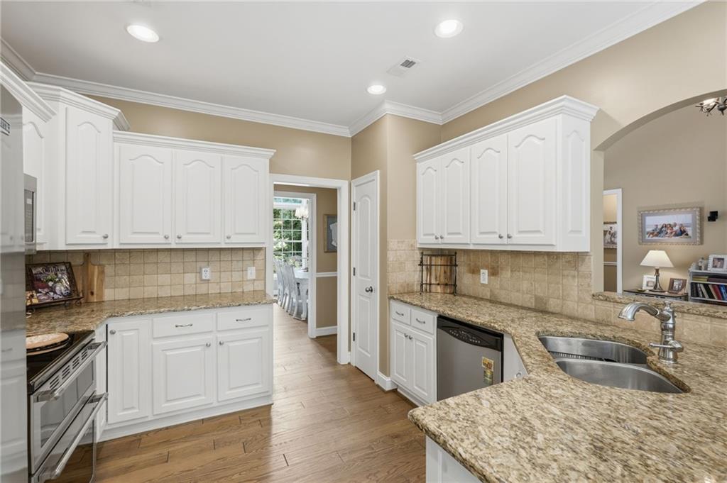 8665 Bay Drive Property Photo 17