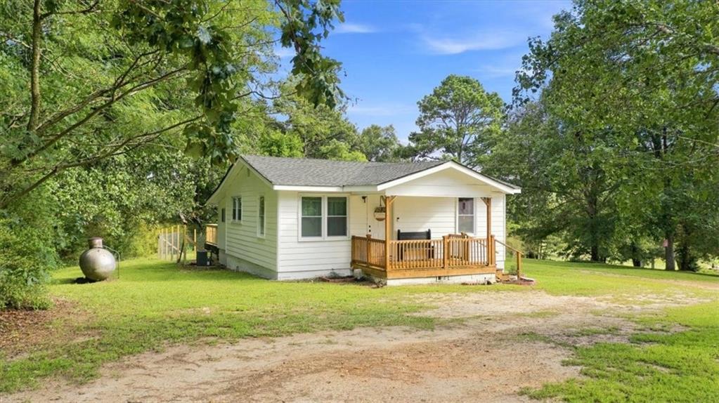 1352 Collard Valley Road Property Photo 1
