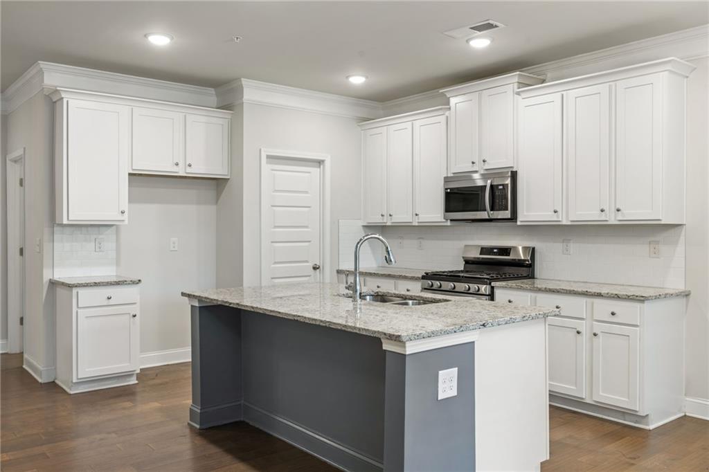 1571 Summer Song Drive Property Photo 8