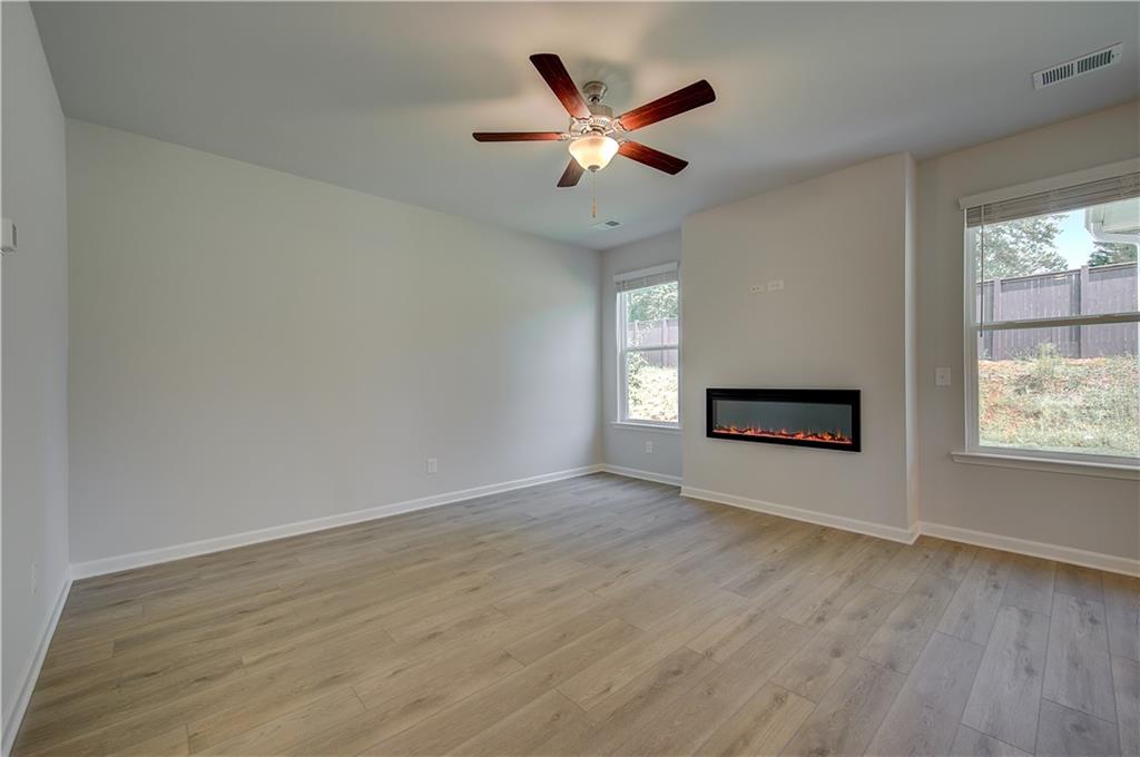 652 Leafy Branch Way Property Photo 9