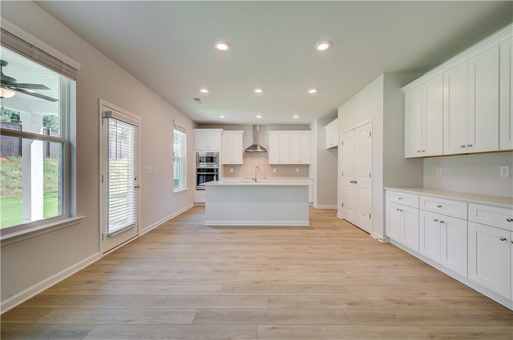 652 Leafy Branch Way Property Photo 14