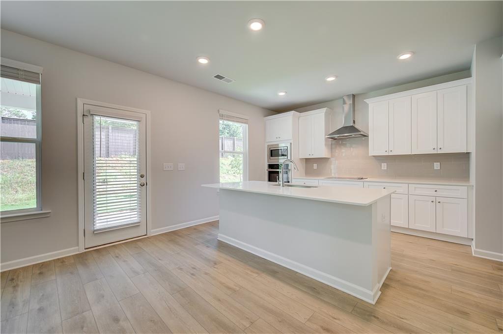 652 Leafy Branch Way Property Photo 15