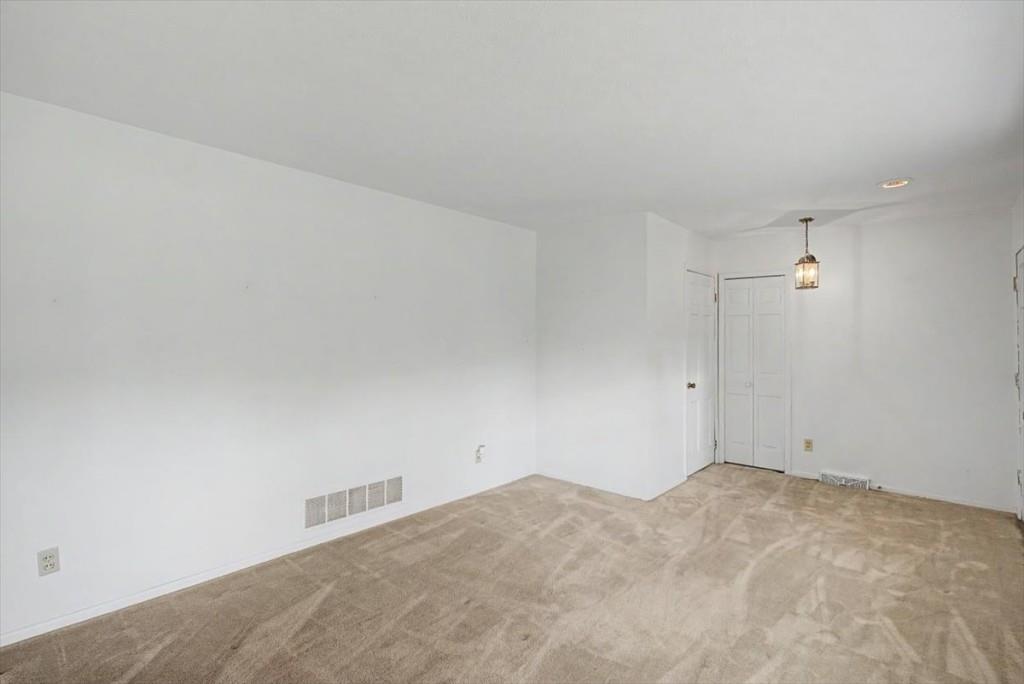 18 Albion Drive Sw Property Photo 7