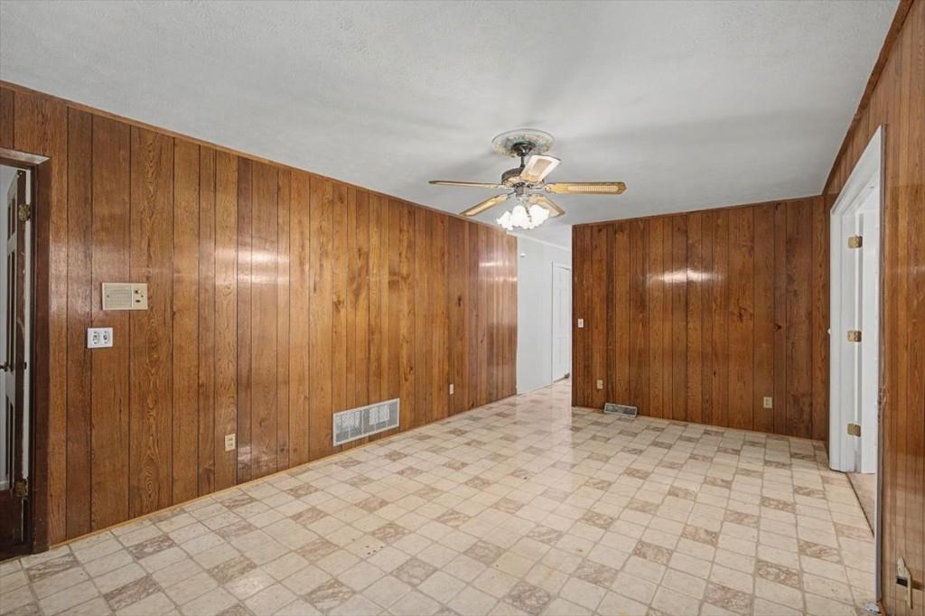 18 Albion Drive Sw Property Photo 9