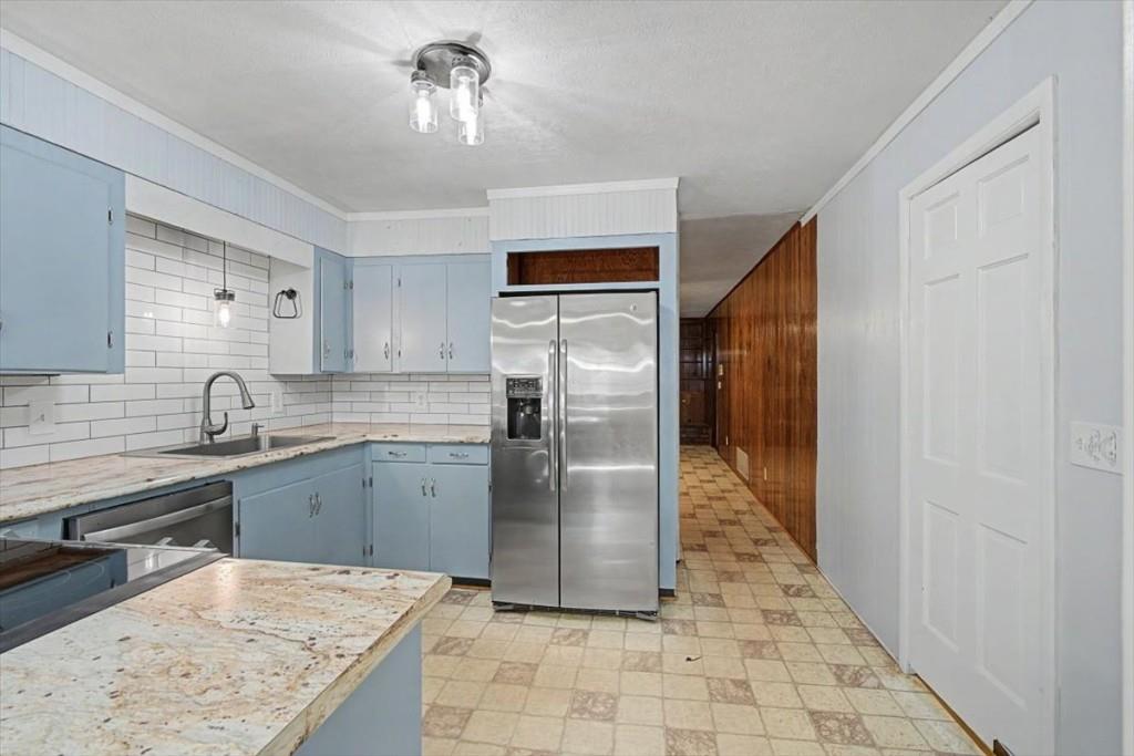 18 Albion Drive Sw Property Photo 17