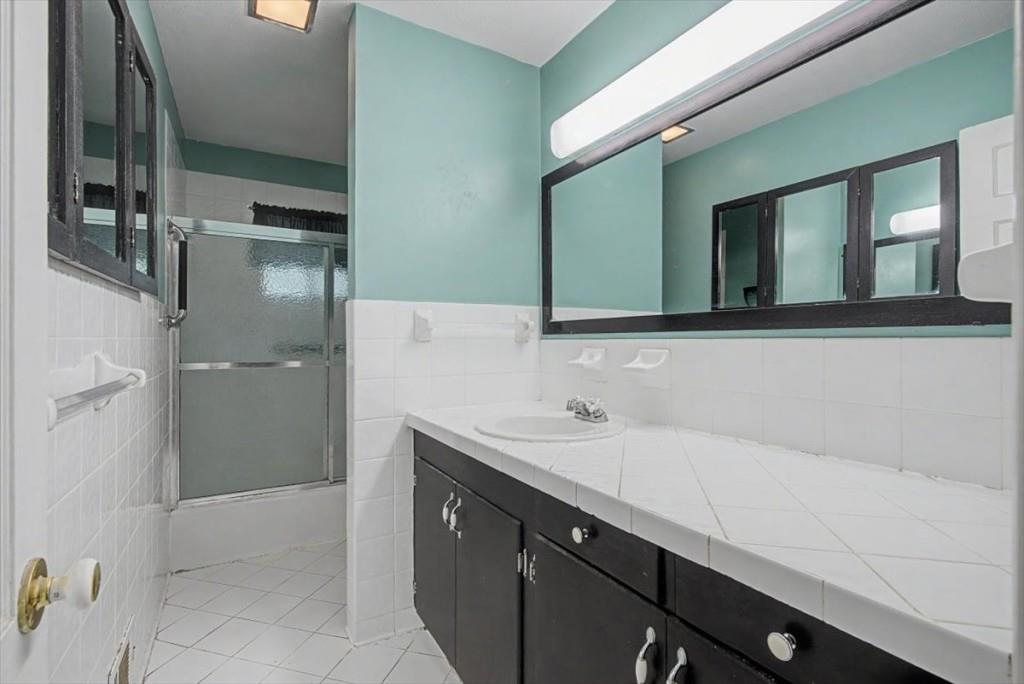 18 Albion Drive Sw Property Photo 25