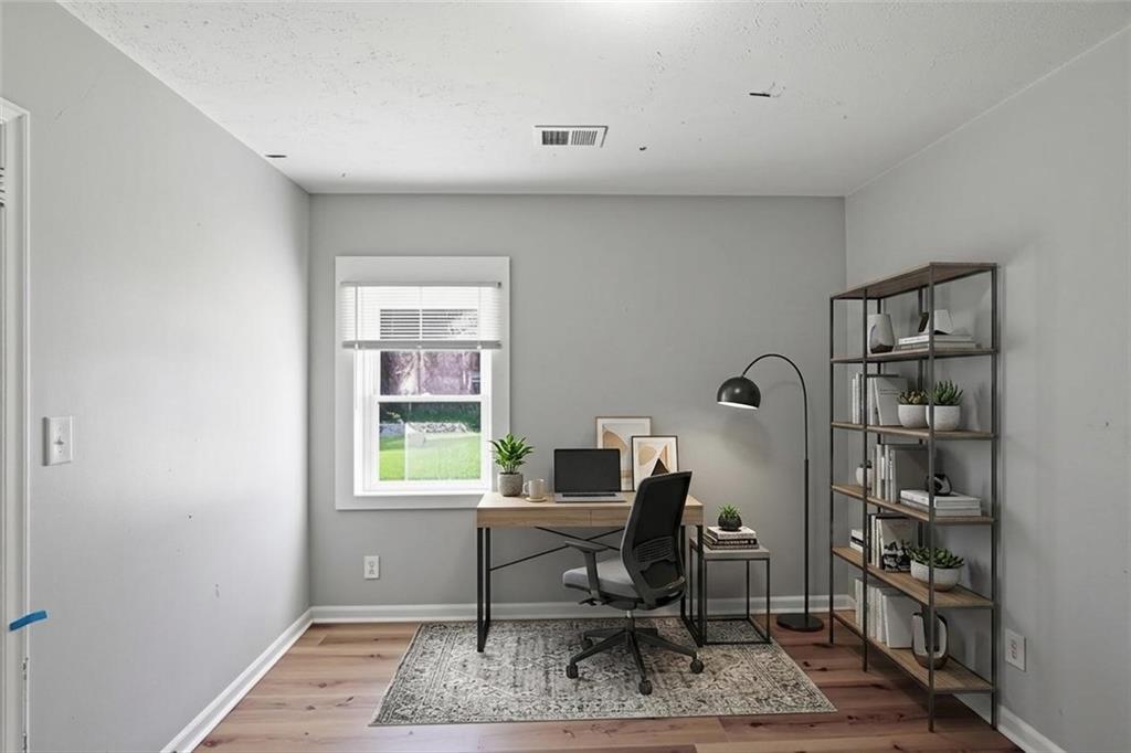 3033 Washington Road Property Photo 4