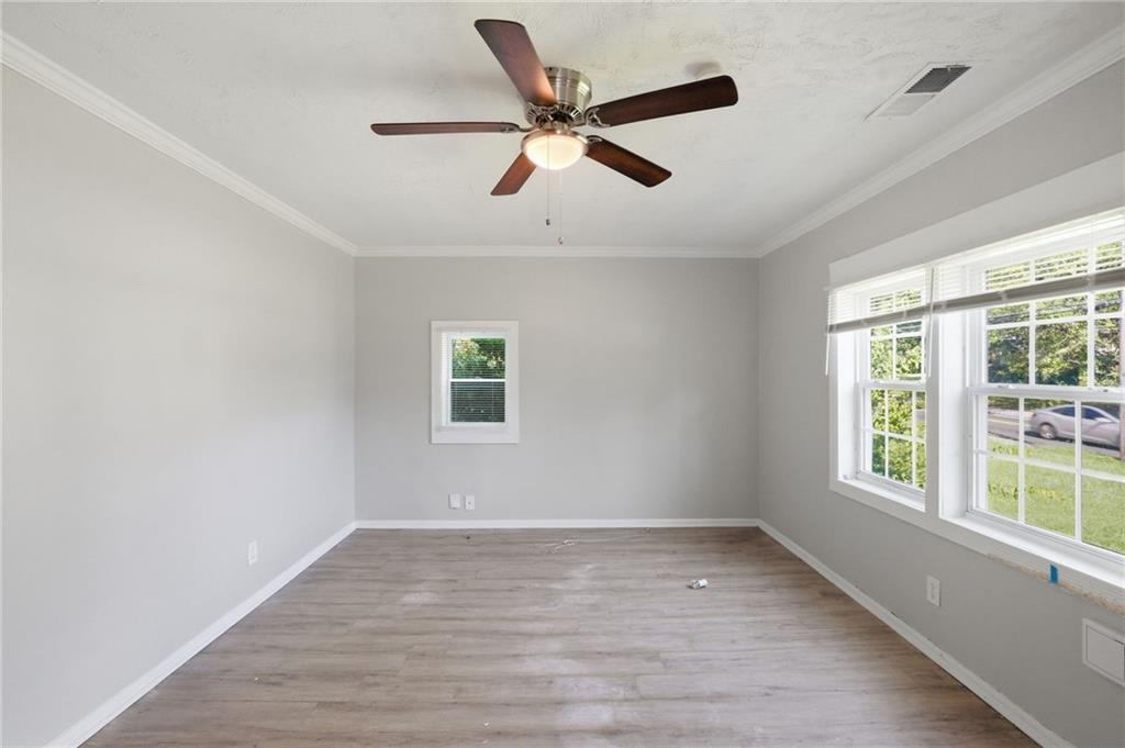 3033 Washington Road Property Photo 8