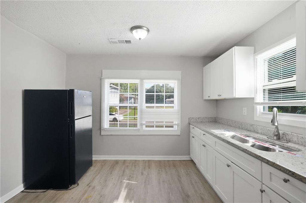 3033 Washington Road Property Photo 14