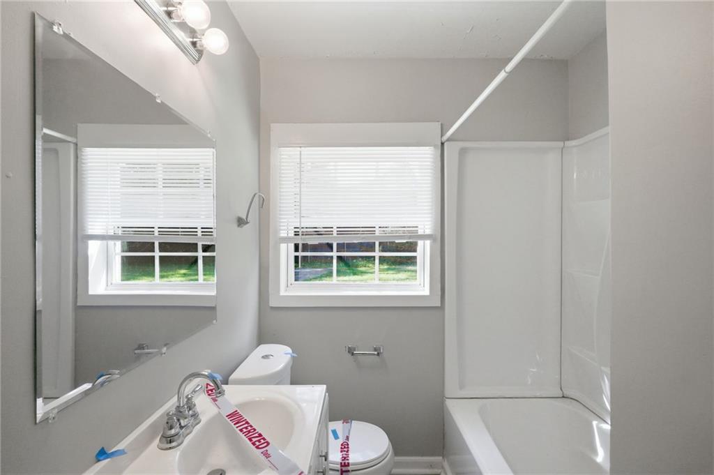 3033 Washington Road Property Photo 22