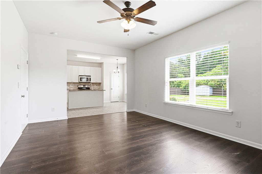 77 Hamil Court Nw Property Photo 12
