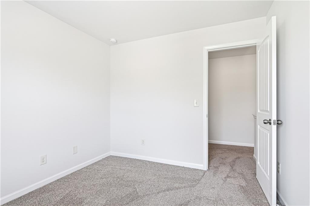 77 Hamil Court Nw Property Photo 17