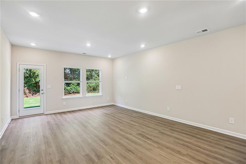 7856 Marie Way Property Photo 8