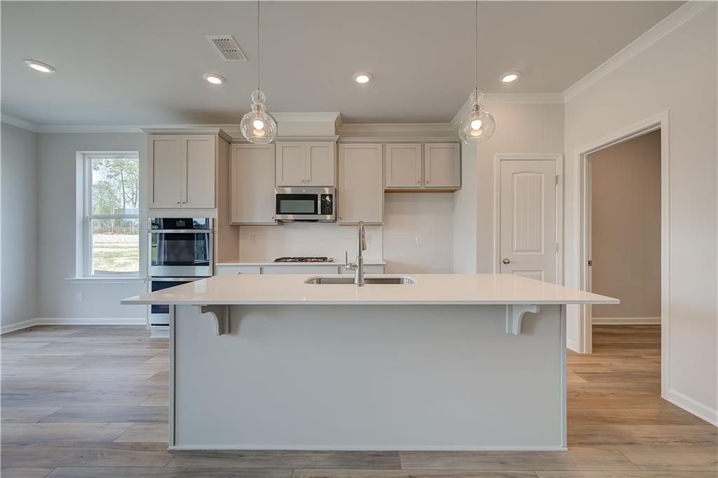 3659 Donovan Circle Property Photo 7