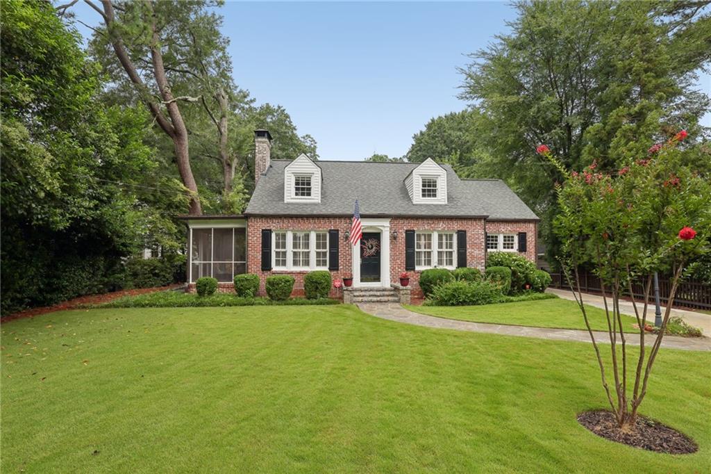 3054 Peachtree Drive Ne Property Photo 1