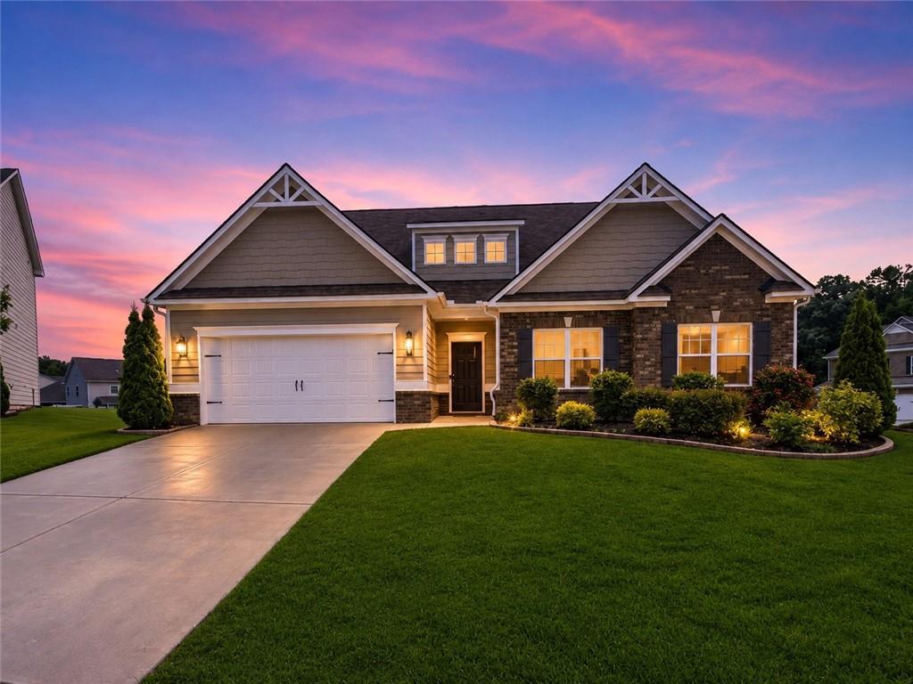 105 Green Tree Court Property Photo 1