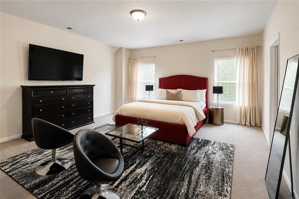 105 Green Tree Court Property Photo 8