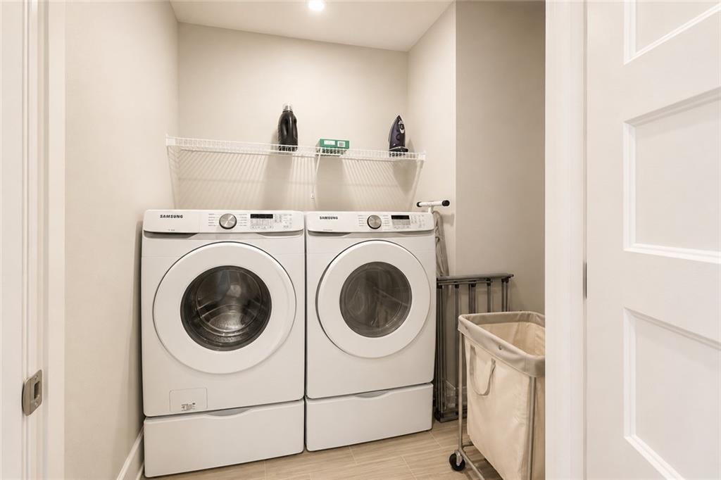 105 Green Tree Court Property Photo 10