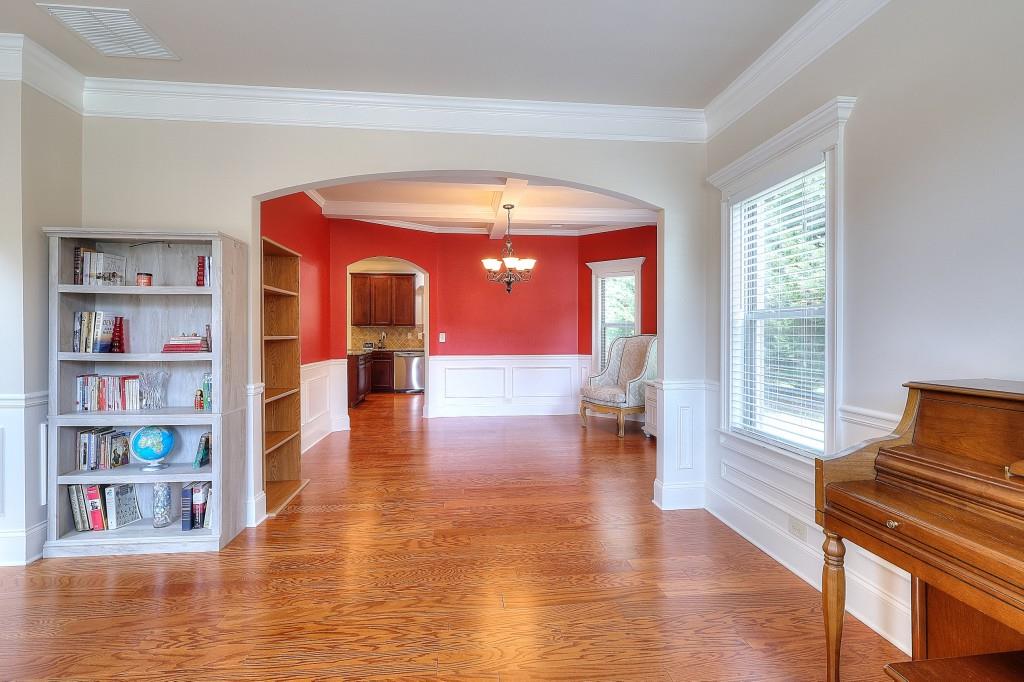 2597 Corey Park Drive Property Photo 8