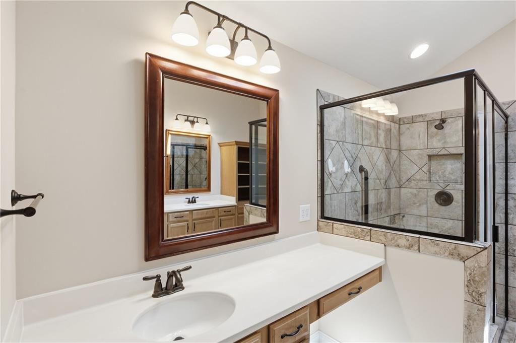 23 Echols Bend Property Photo 17