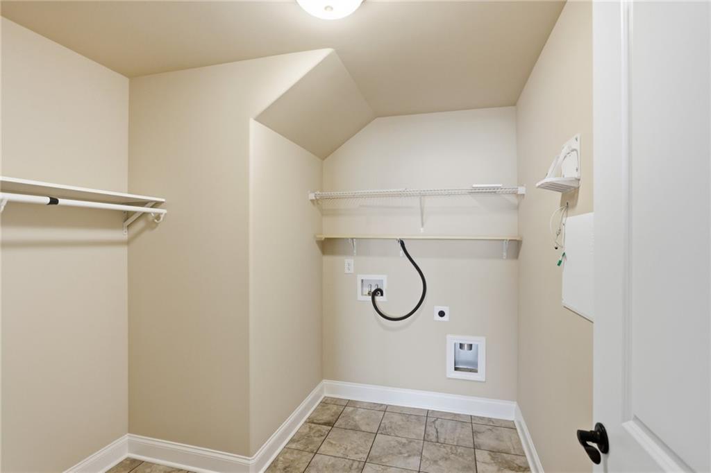 23 Echols Bend Property Photo 24