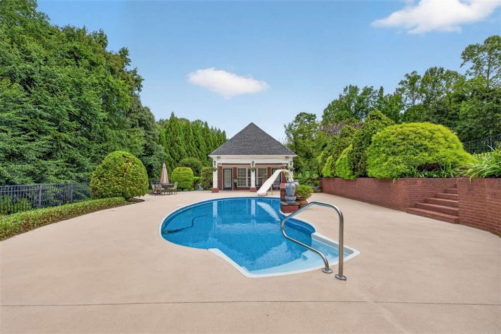 1077 Scales Creek Road Property Photo 3